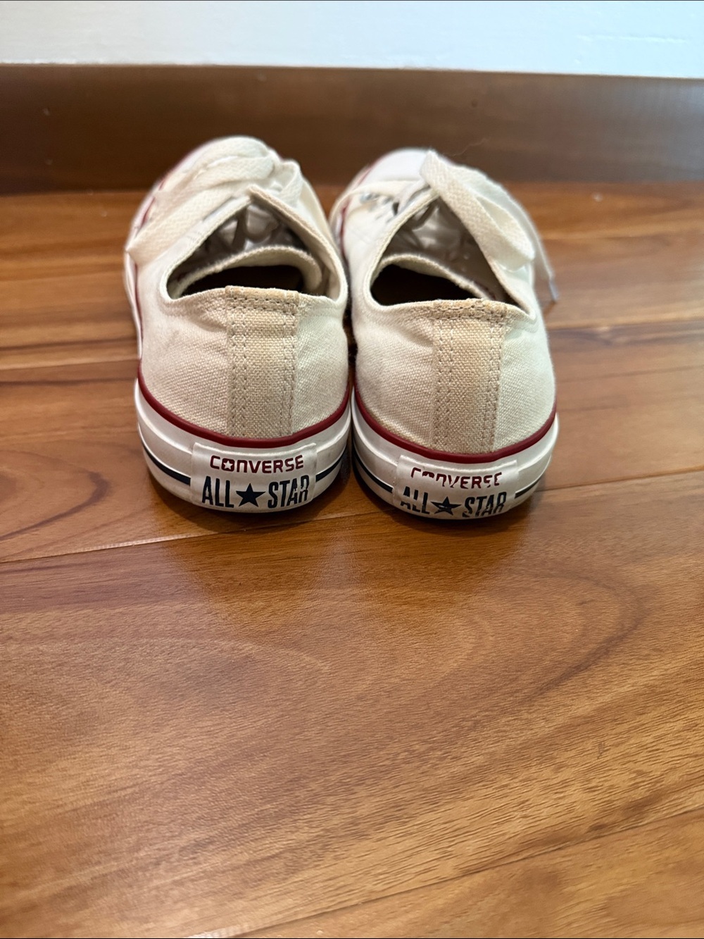 Converse Low-Top - Picture 3 of 3